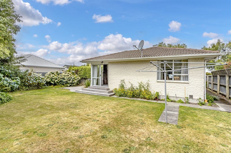 2/27 Gardiners Road, Bishopdale, Christchurch - Carousel 2