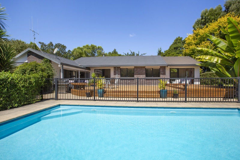 11 Scotsvale Drive, Morrinsville - Carousel 1