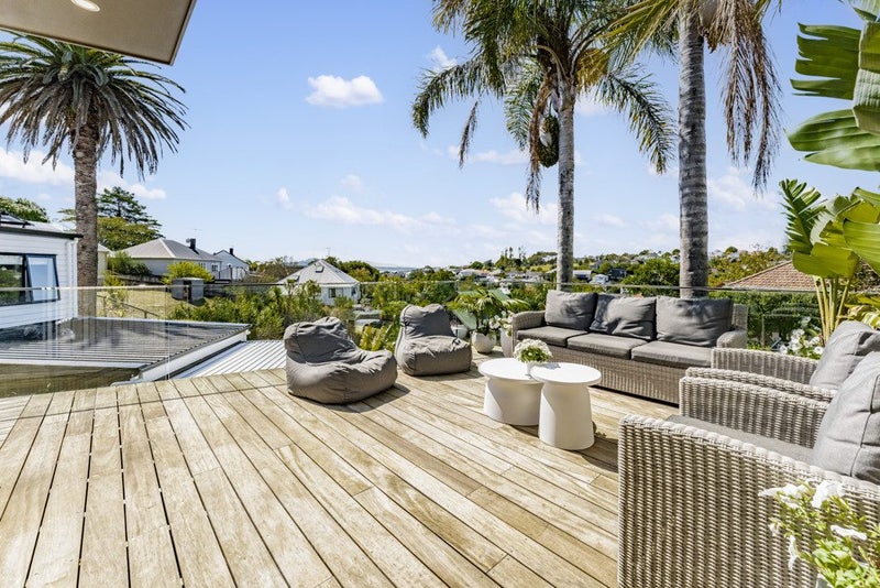 2/45 Kurahaupo Street, Orakei, Auckland - Carousel 2