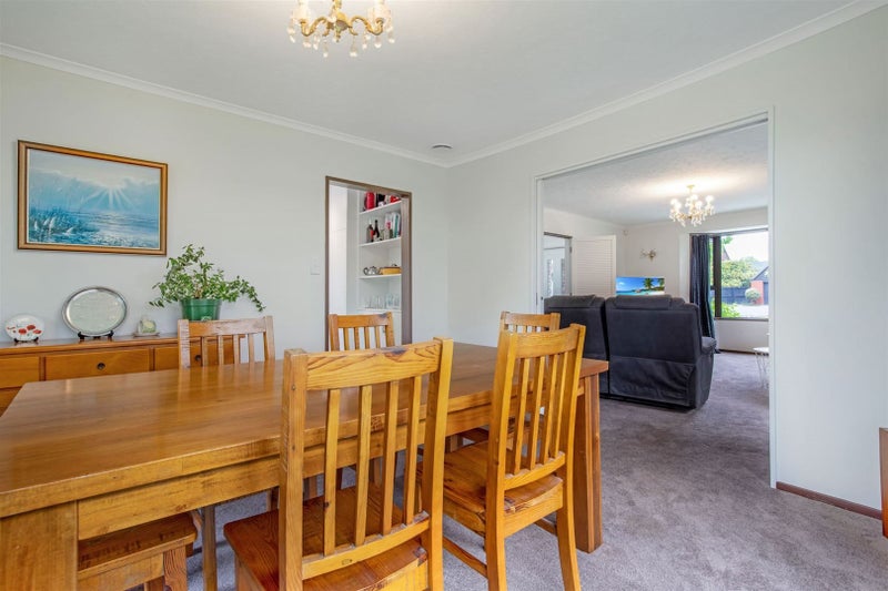12 Felstead Place, Avonhead, Christchurch - Carousel 2