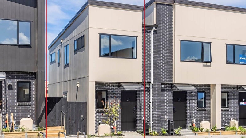 43 Kiato Lane, Flat Bush, Auckland - Carousel 1