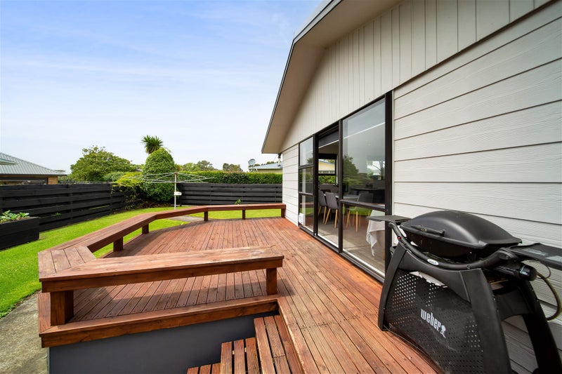15 Jade Place, Bell Block, New Plymouth - Carousel 2