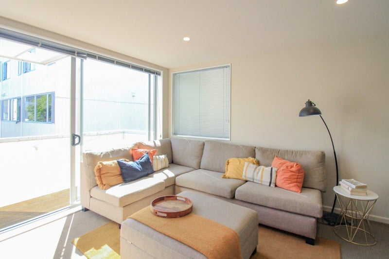 22/37 Daniell Street, Newtown, Wellington - Carousel 2
