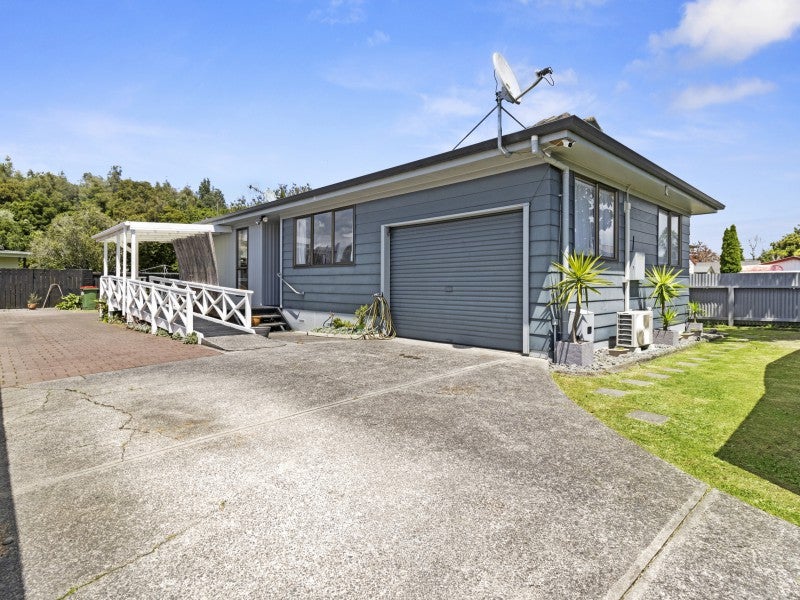 52A Claude Street, Fairfield, Hamilton - Carousel 1