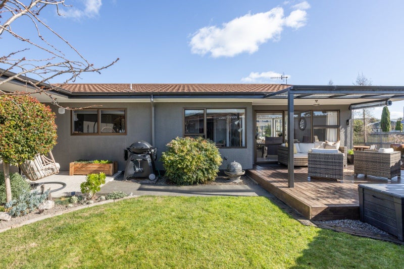 21 Townshend Crescent, Greenmeadows, Napier - Carousel 1