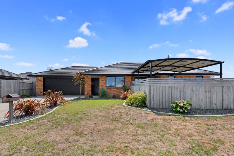 10 Rainey Crescent, Papamoa Beach, Papamoa - Carousel 1