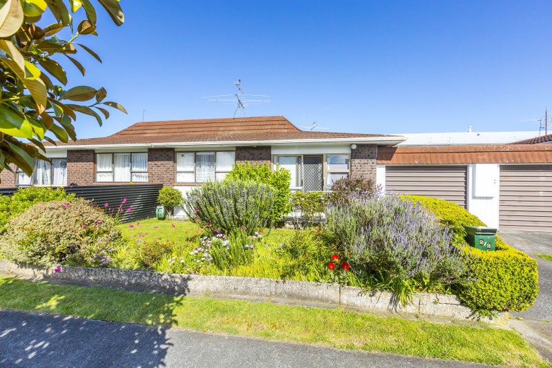 2/2 Benzie Avenue, Elderslea, Upper Hutt - Carousel 1