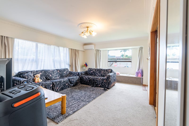 1/23 Campbell Road, Royal Oak, Auckland - Carousel 11