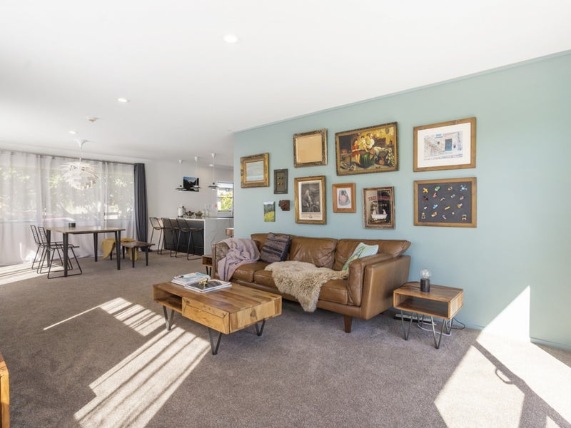 47 Crawford Avenue, Mangere Bridge, Auckland - Carousel 1