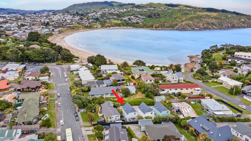 7A Richard Street, Titahi Bay, Porirua - Carousel 1