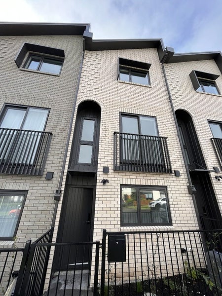 4/28 Westgate Drive, Westgate, Auckland - Carousel 1