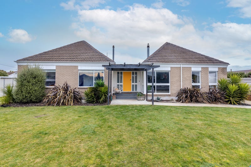 34 Inwoods Road, Parklands, Christchurch - Carousel 1