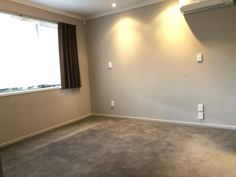 29B Dixon Road, Fitzroy, Hamilton - Carousel 11