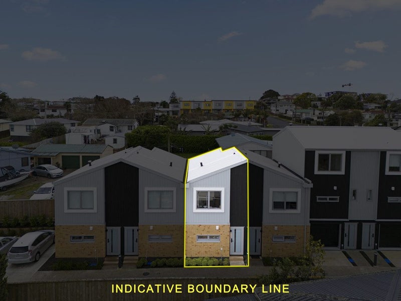 65 Helen Jenepher Lane, Mount Wellington, Auckland - Carousel 1