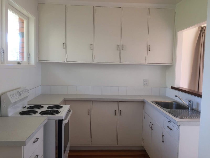 3/32 Thatcher Street, Mission Bay, Auckland - Carousel 2