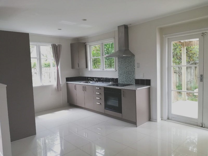 7 Thomson Street, Wesley, Auckland - Carousel 2