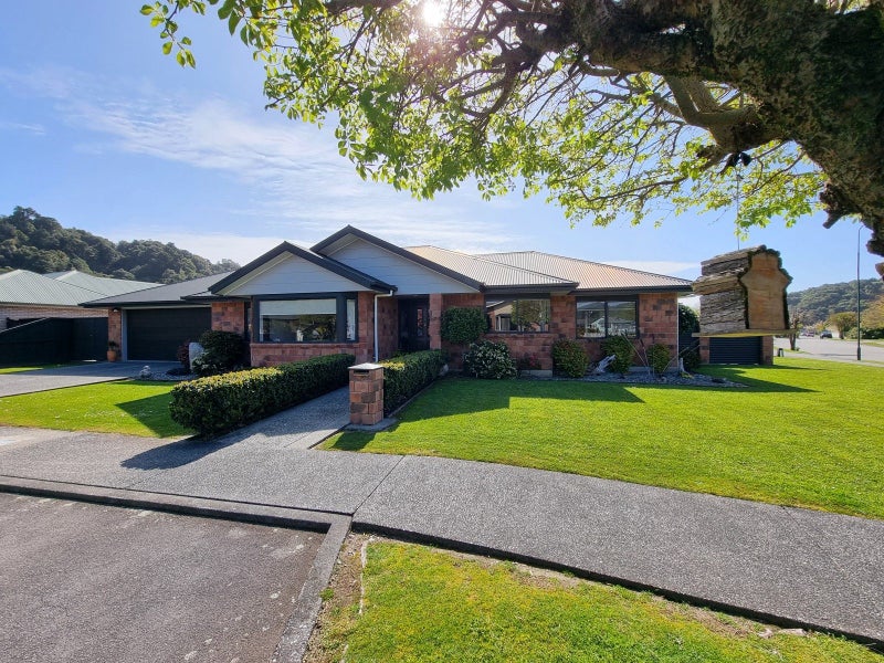 10 Westvale Drive, Greymouth, Greymouth - Carousel 1
