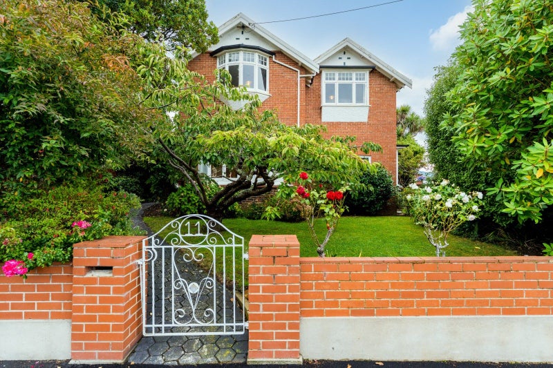11 Ings Avenue, Saint Clair, Dunedin - Carousel 1