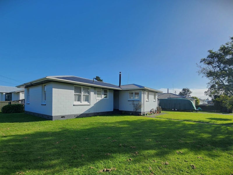 2 Barkley Place, Cobden, Greymouth - Carousel 1