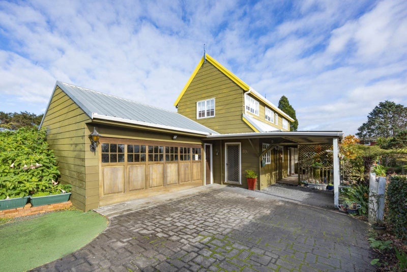 69C Pleasant Road, Glen Eden, Auckland - Carousel 1