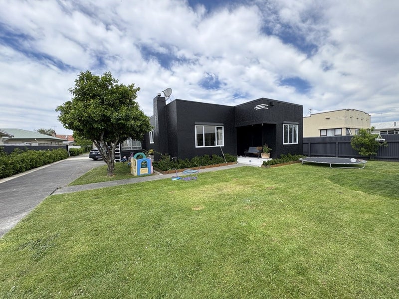 604 Elm Road, Ākina, Hastings - Carousel 1