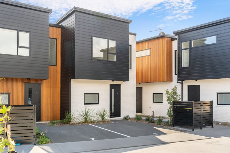 6/90 Knights Road, Hutt Central, Lower Hutt - Carousel 2