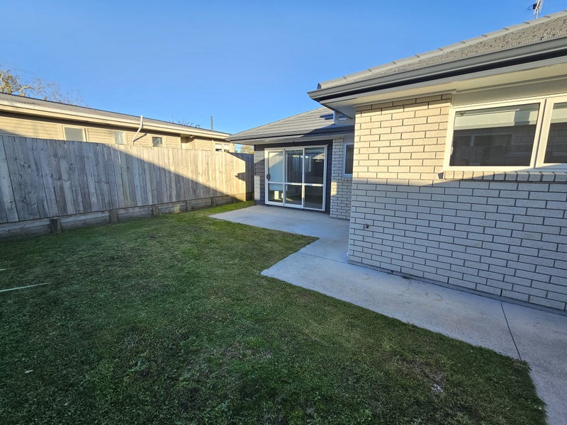 2/103 Bruce Avenue, Glenview, Hamilton - Carousel 2