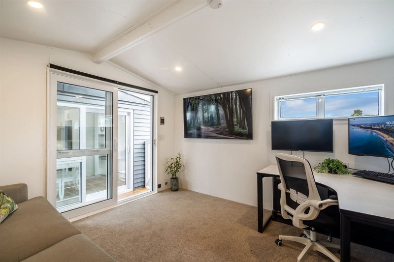 25 Weatherly Road, Torbay, Auckland - Carousel 22