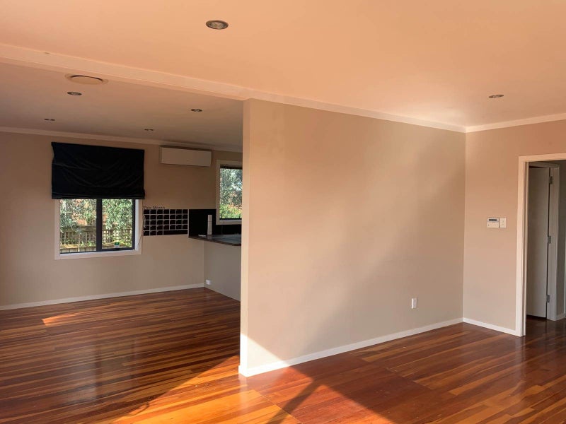 76 Tahapa Crescent, Meadowbank, Auckland - Carousel 2