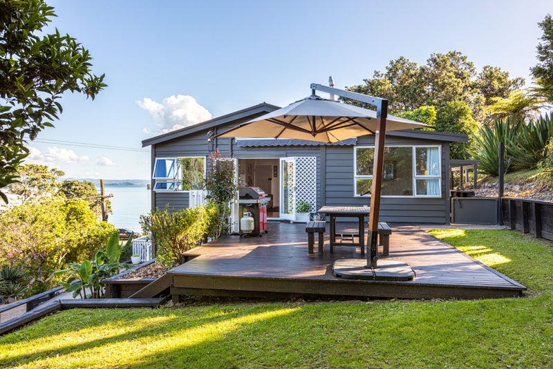 28 Wairua Road, Omiha, Waiheke Island - Carousel 2