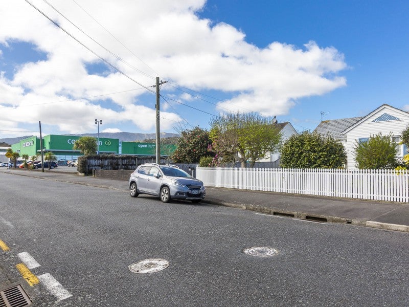 10 Savage Crescent, Upper Hutt Central, Upper Hutt - Carousel 20
