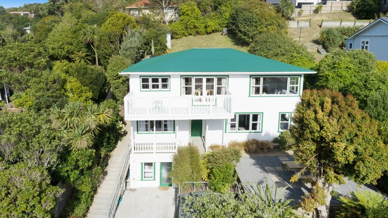 13 Cornford Street, Karori, Wellington - Carousel 50