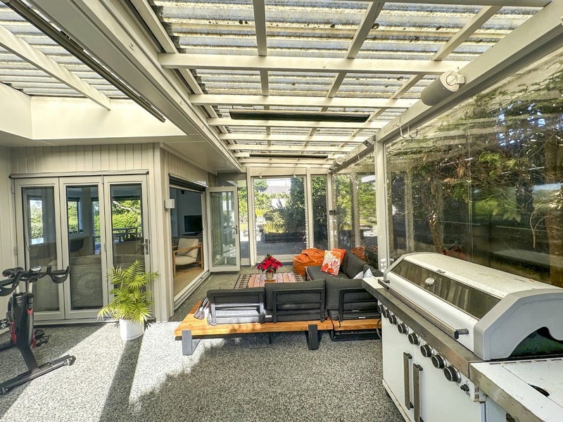 273 Dowse Drive, Maungaraki, Lower Hutt - Carousel 19