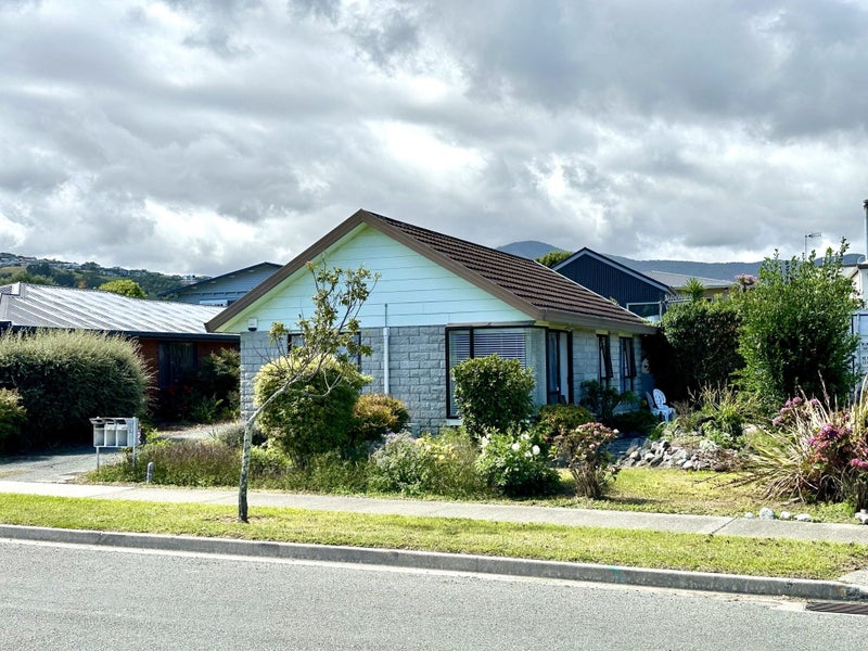 1/55 Golf Road, Tahunanui, Nelson - Carousel 1
