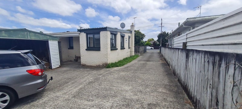 7 Station Road, Takanini, Auckland - Carousel 9