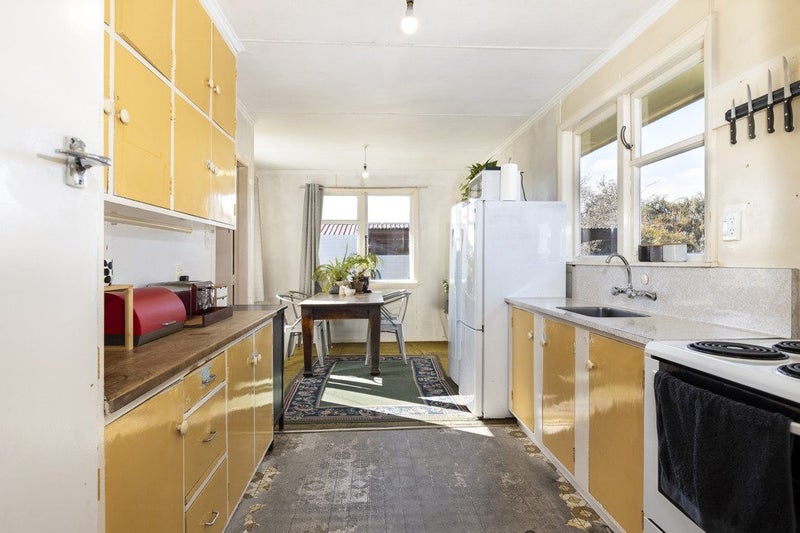 17 Gill Crescent, Redwoodtown, Blenheim - Carousel 2