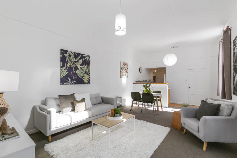 5 Blucher Avenue, Newtown, Wellington - Carousel 1