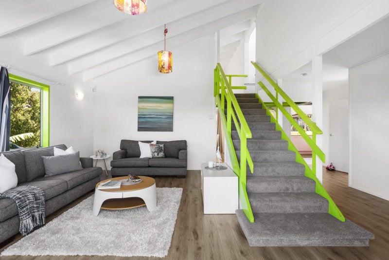 8 Wiriana Place, Stanmore Bay, Whangaparaoa - Carousel 2