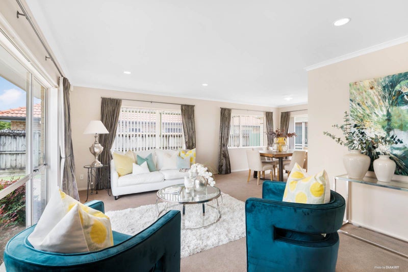 15 Cantora Avenue, Northpark, Auckland - Carousel 2