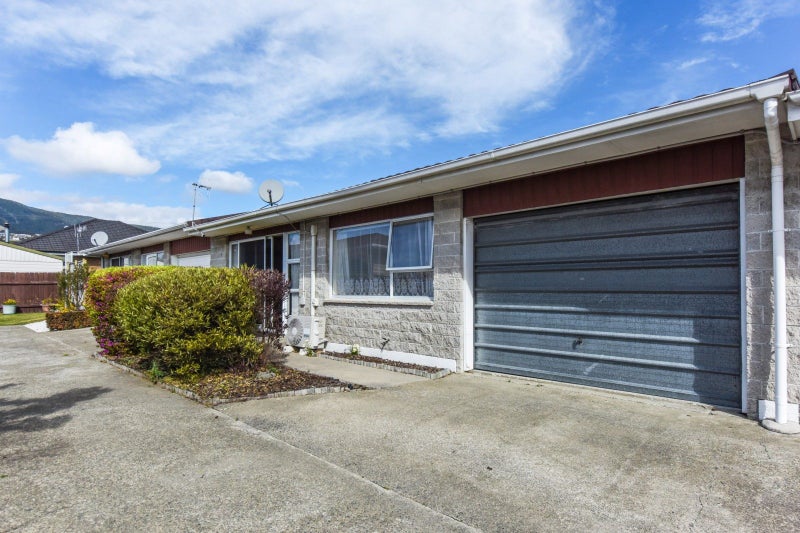 2/8 Exeter Street, Stoke, Nelson - Carousel 1