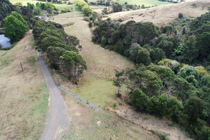 68 Head Road, Papakura - Carousel 8