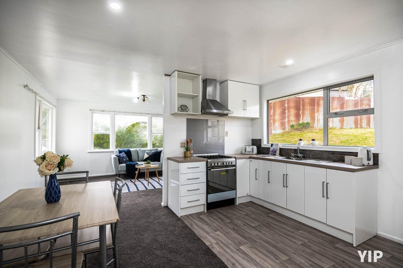 1B Link Road, Newlands, Wellington - Carousel 2