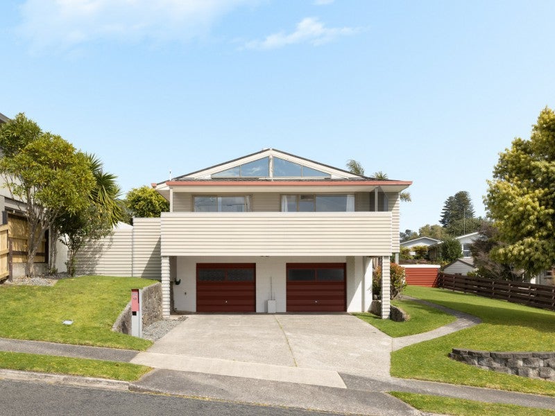 12 Apollo Street, Otumoetai, Tauranga - Carousel 1