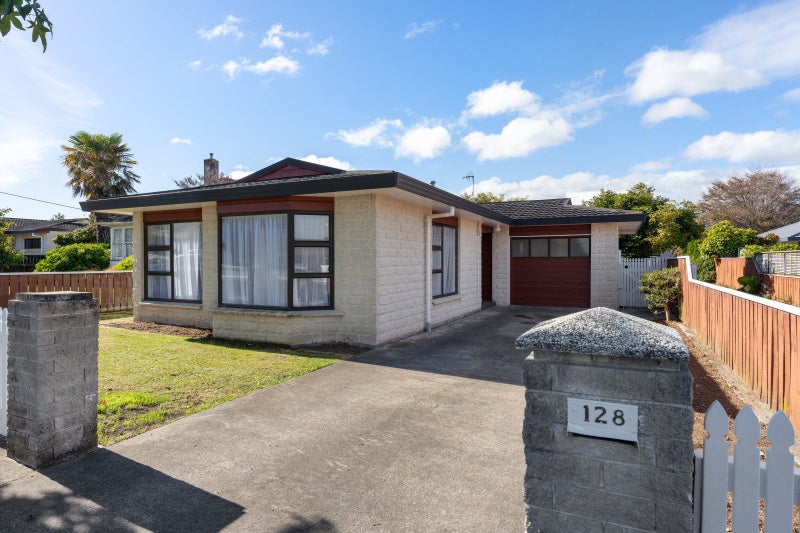 128 Winchester Street, Levin, Levin - Carousel 1