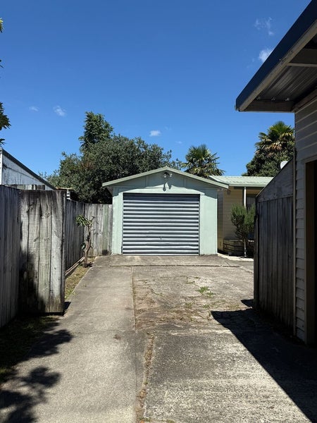 14 Oxford Street, Fairfield, Hamilton - Carousel 20