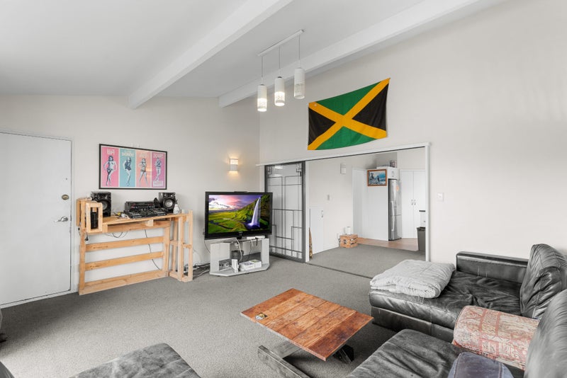 1/28 Nortons Road, Avonhead, Christchurch - Carousel 2