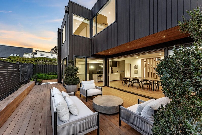 33A Yattendon Road, St Heliers, Auckland - Carousel 1