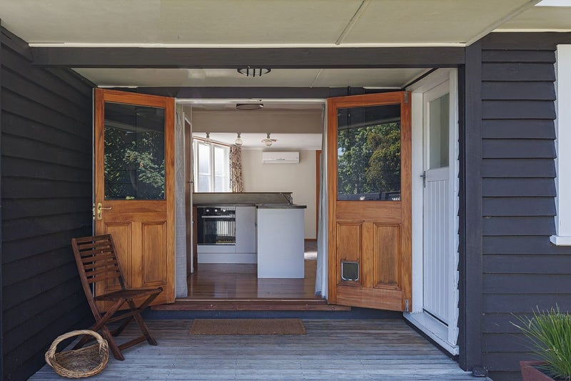 115 Main Road, Clive, Clive - Carousel 2