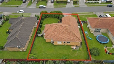 13 Prado Drive, Pukekohe, Pukekohe - Carousel 1