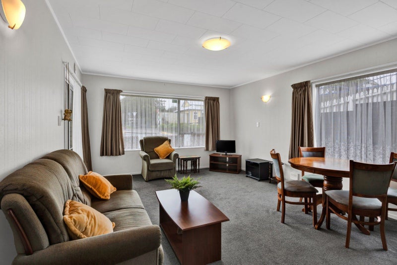 1/81 Clawton Street, Westown, New Plymouth - Carousel 2